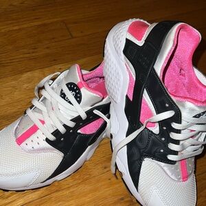 Nike Huarache Run PS 'White Black Hyper Pink'